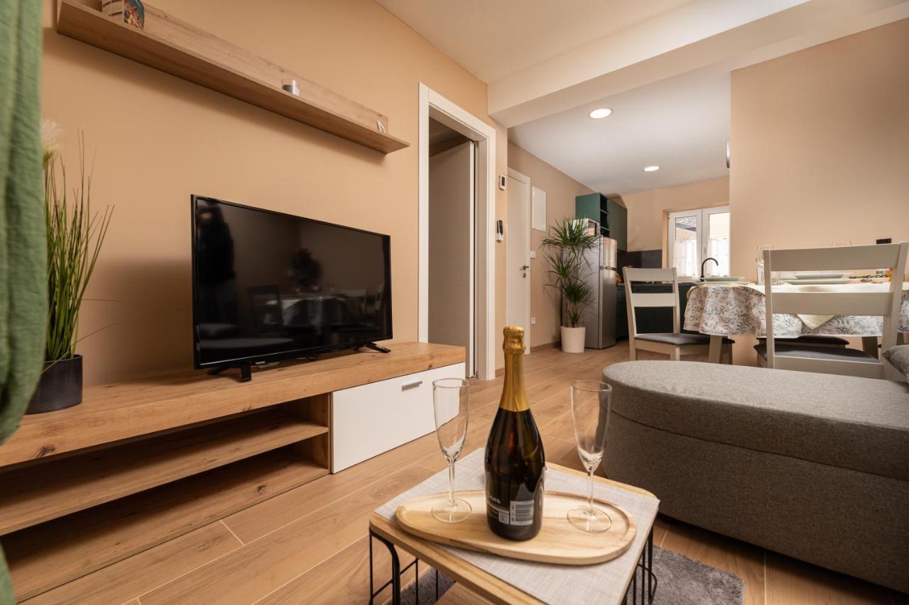 Apartments Neptun Baška Eksteriør billede