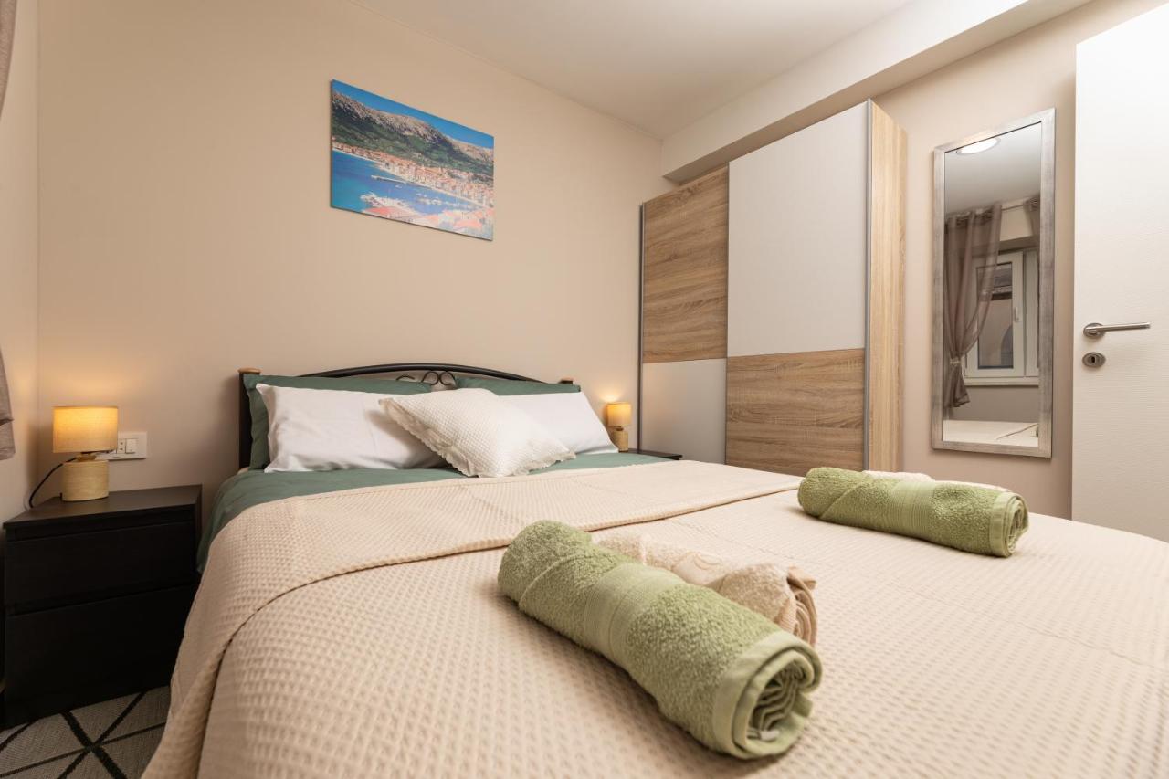 Apartments Neptun Baška Eksteriør billede