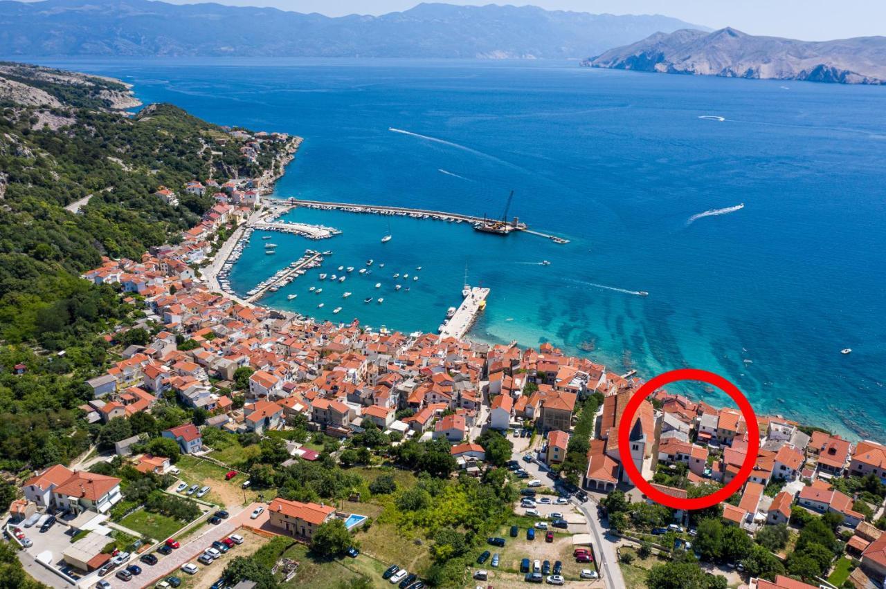 Apartments Neptun Baška Eksteriør billede