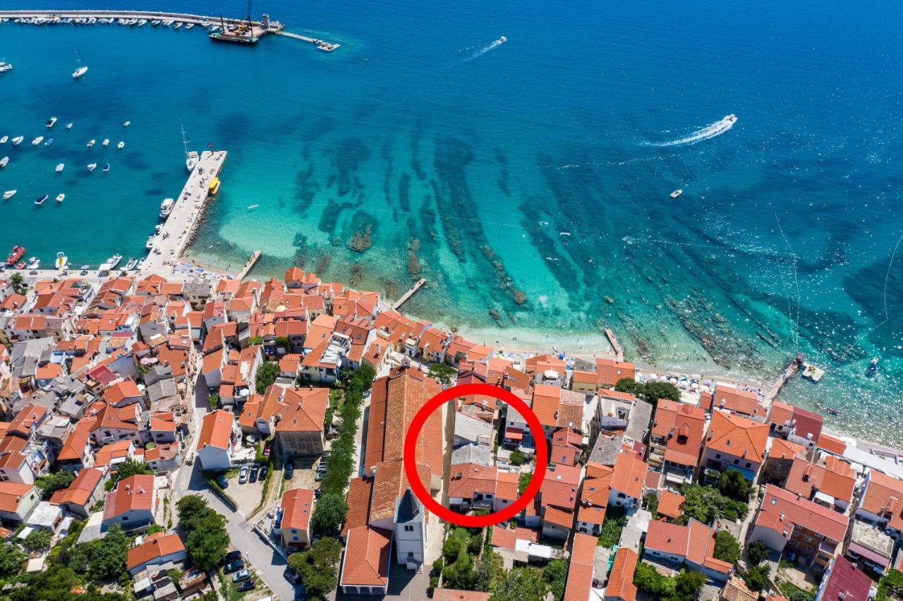 Apartments Neptun Baška Eksteriør billede